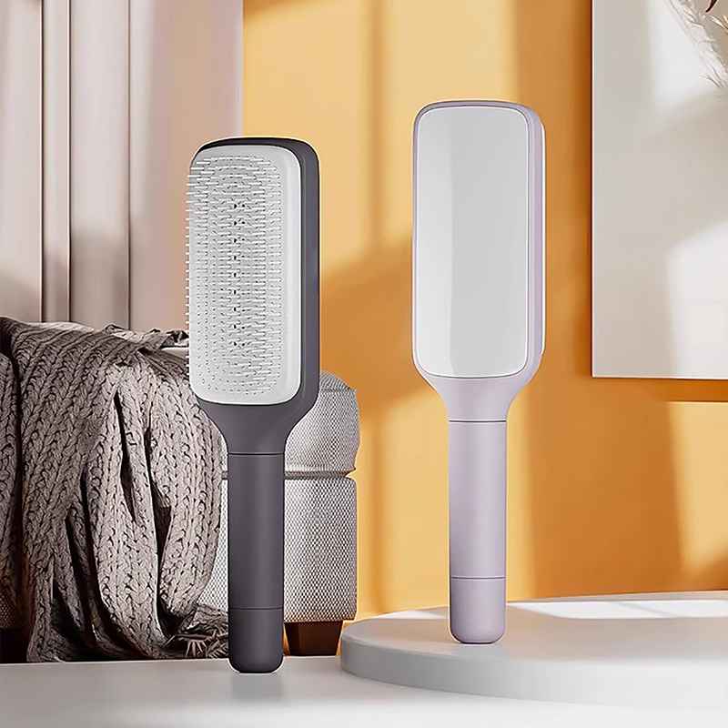 Brosse à cheveux autonettoyante 