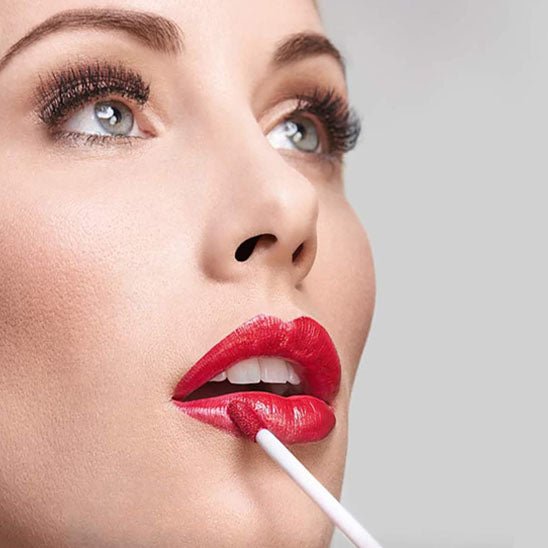 Pinceau maquillage à lèvre et extensions de cils - Nkemen