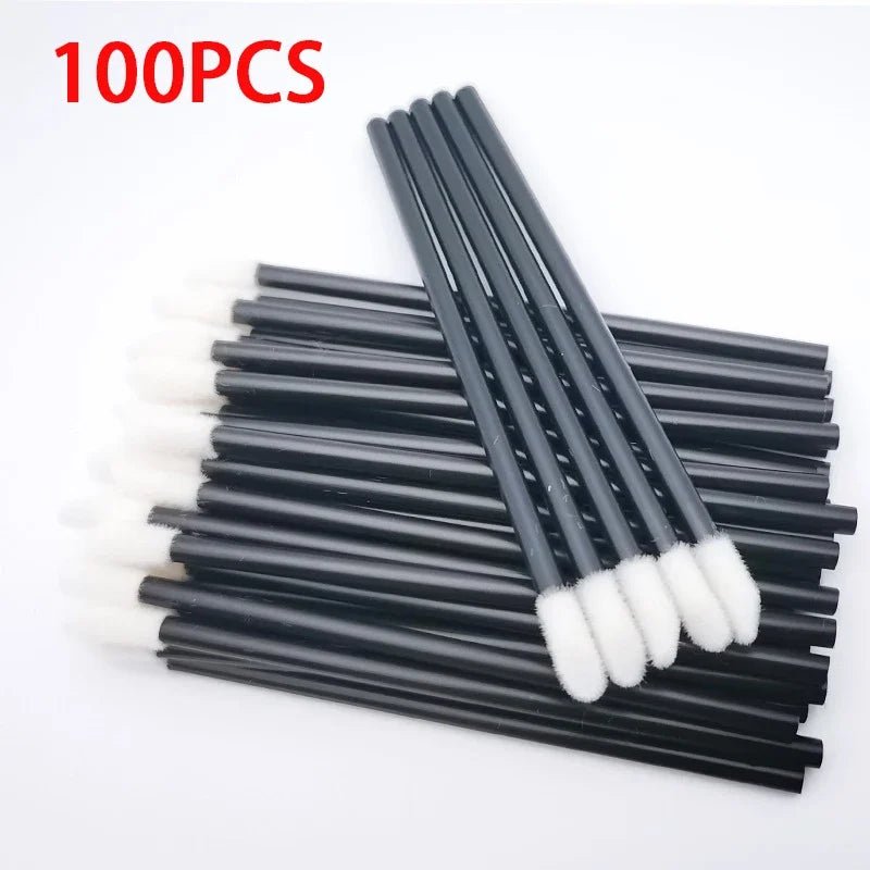 Pinceau maquillage à lèvre et extensions de cils - Nkemen